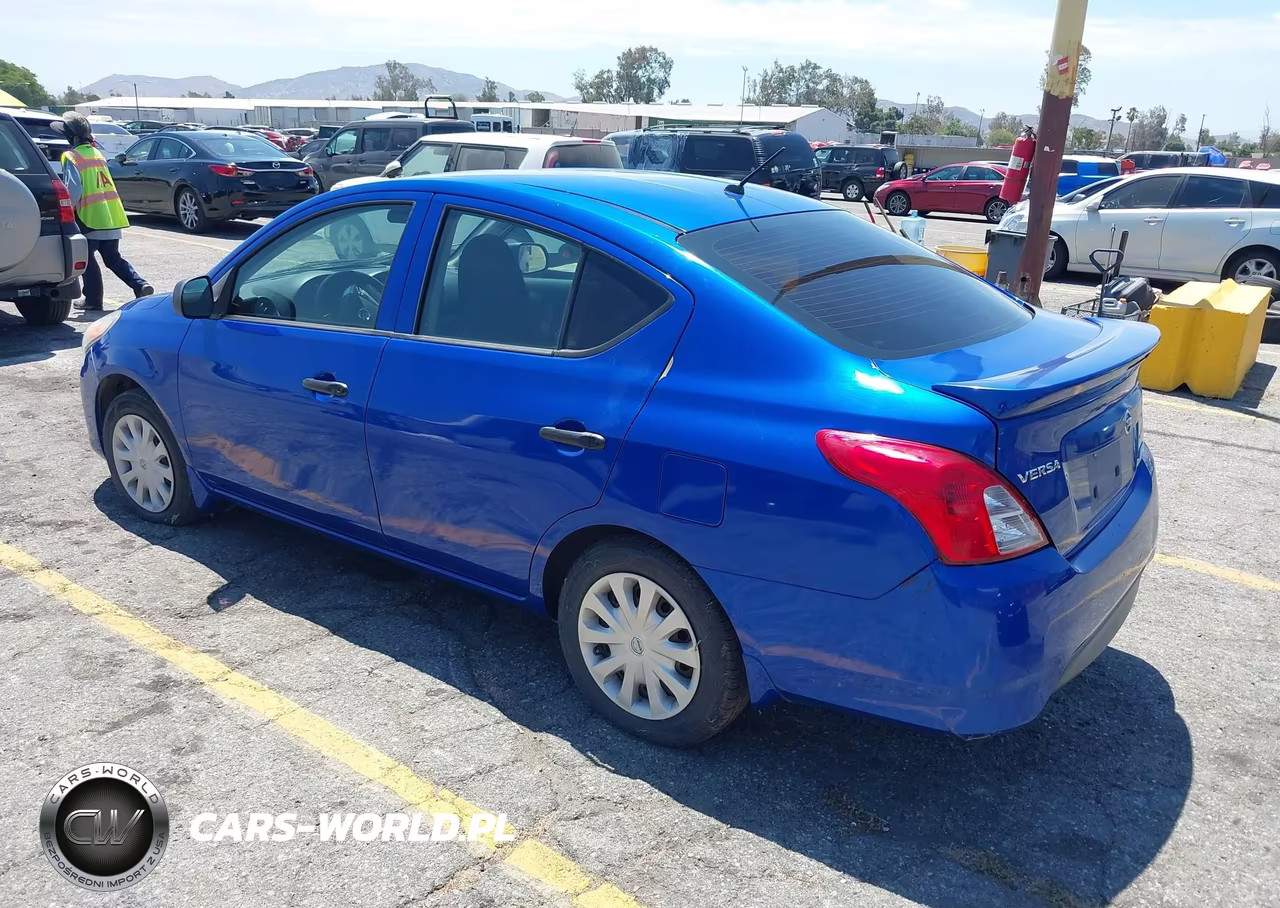 2015 Nissan Versa 1.6 S+ VIN:3N1CN7AP5FL877147 - 3