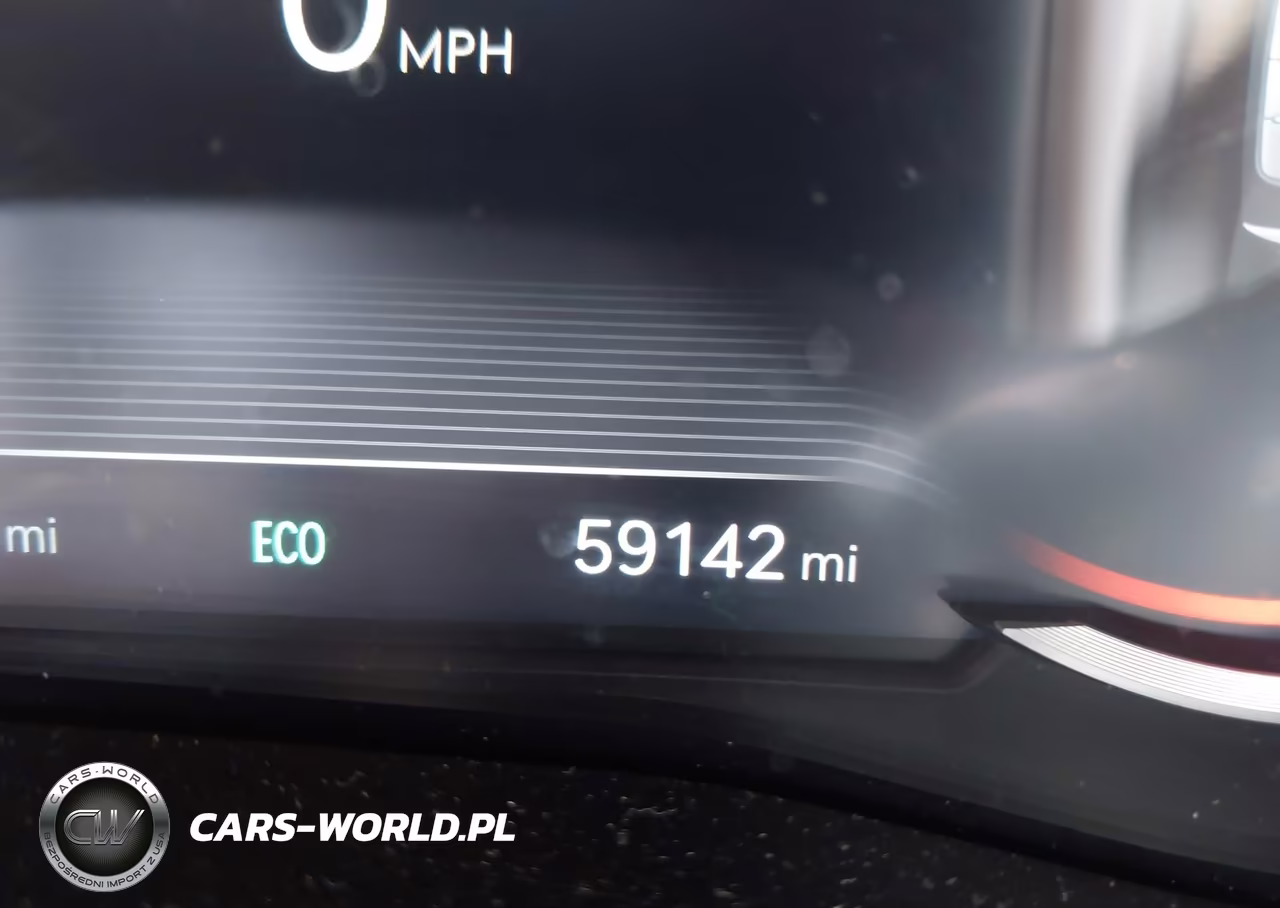 2022 Genesis G70 2.0T Rwd VIN:KMTG34TA2NU093266 - 16