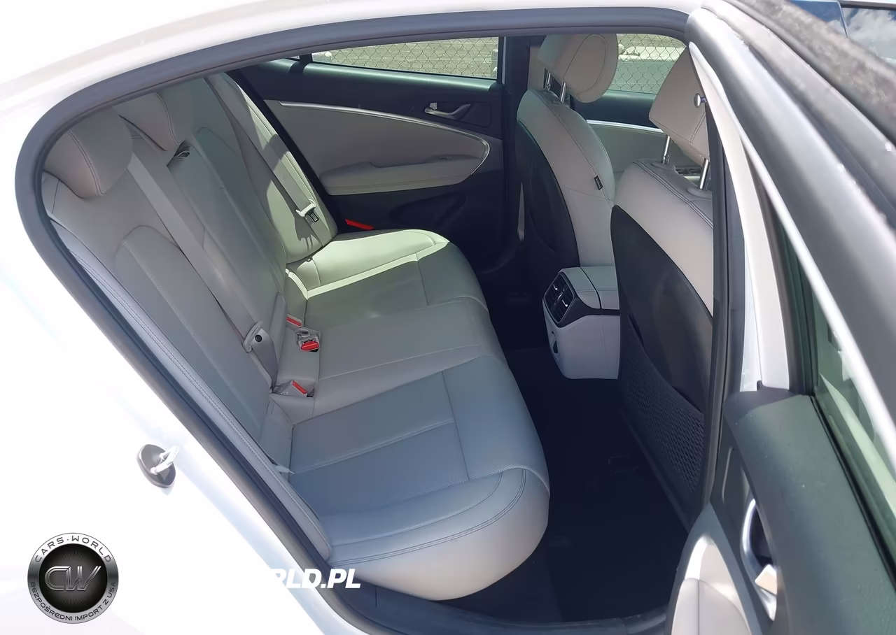 2022 Genesis G70 2.0T Rwd VIN:KMTG34TA2NU093266 - 8