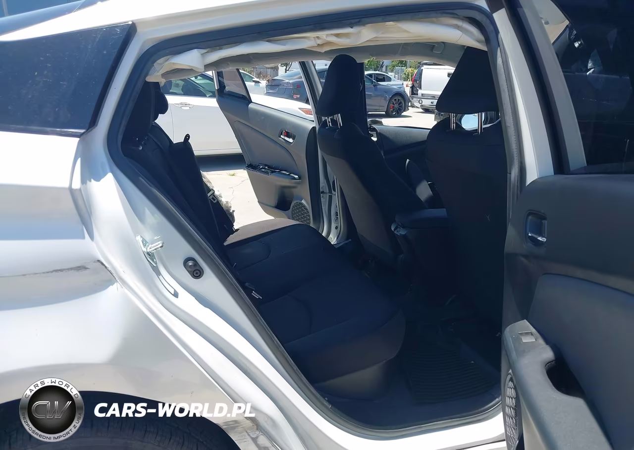 2022 Toyota Prius L VIN:JTDKAMFU9N3163579 - 8