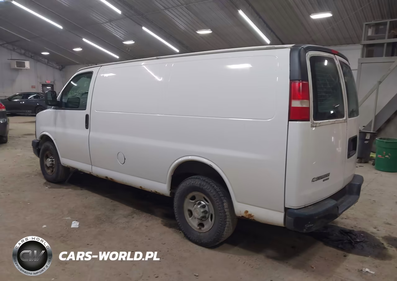 2012 Chevrolet Express 2500 Work Van VIN:1GCWGFCA7C1152546 - 3