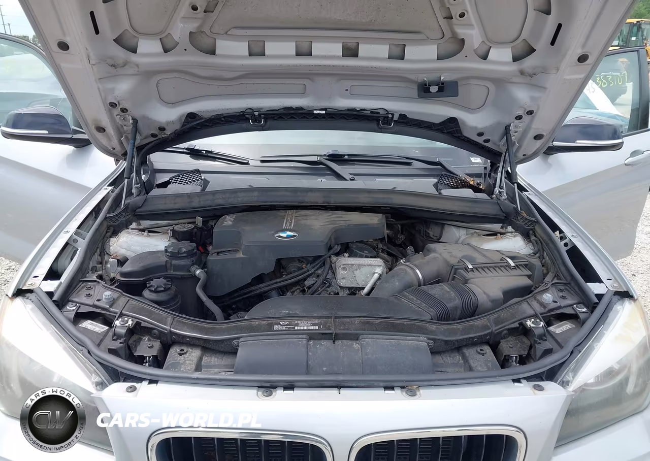 2013 BMW X1 xDrive28I VIN:WBAVL1C5XDVR86945 - 10