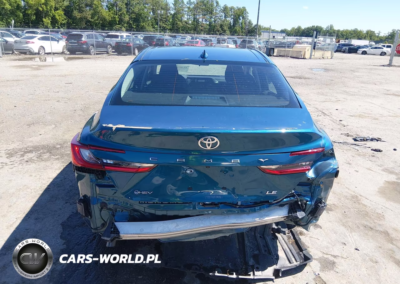 2025 Toyota Camry Le VIN:4T1DAACK3SU539124 - 17