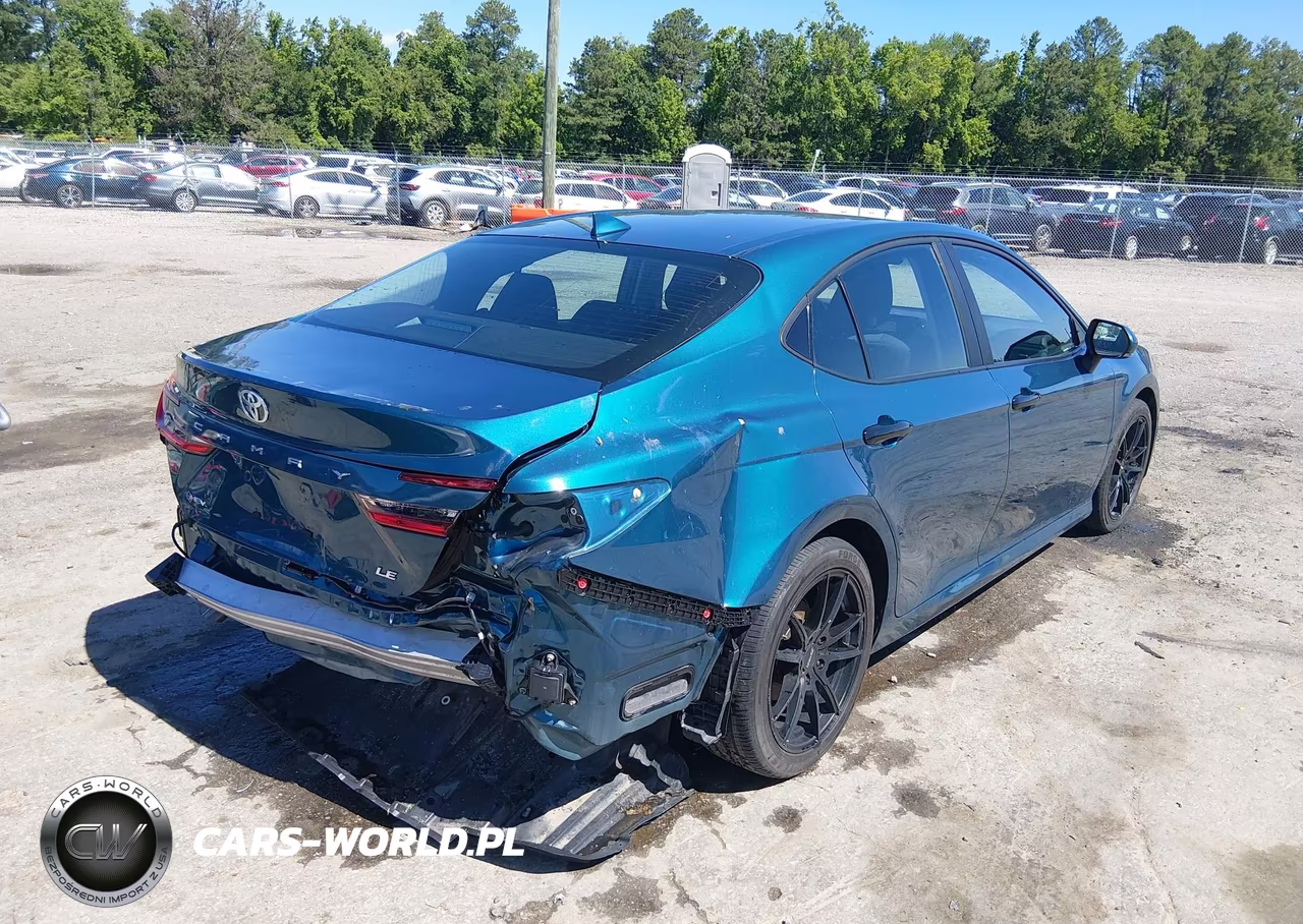 2025 Toyota Camry Le VIN:4T1DAACK3SU539124 - 4