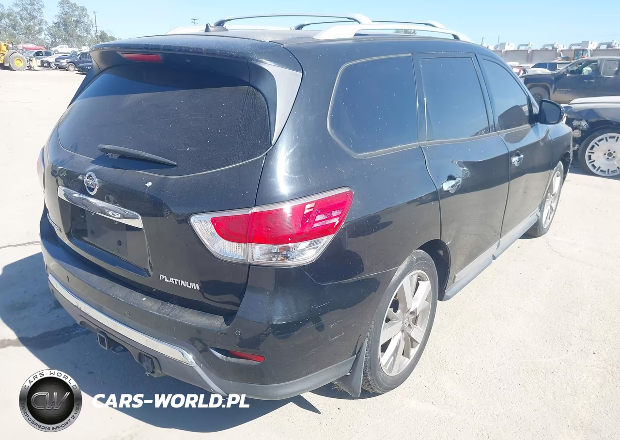 2015 Nissan Pathfinder Platinum VIN:5N1AR2MN0FC630020 - 4
