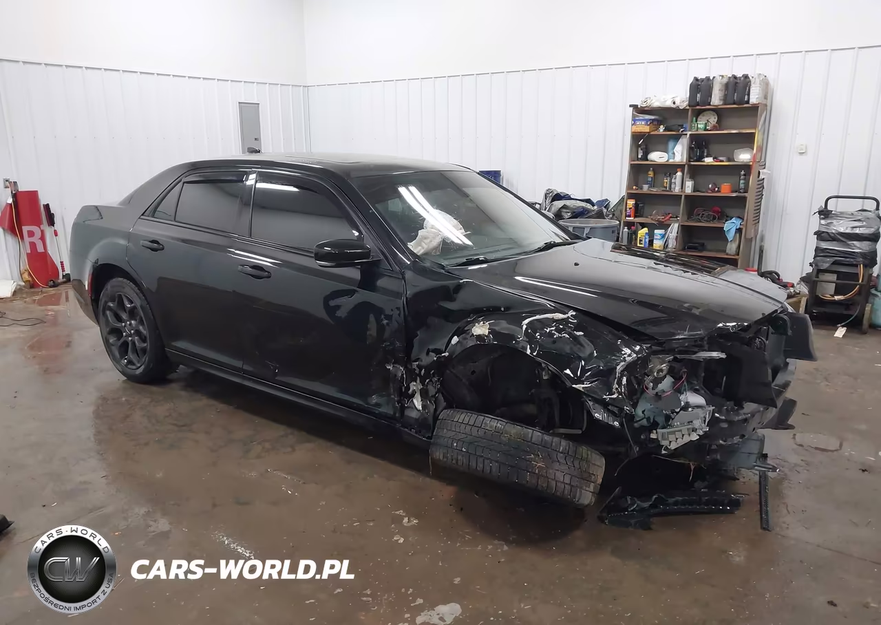 2020 Chrysler 300 Touring L Awd VIN:2C3CCARG0LH253415 - 1