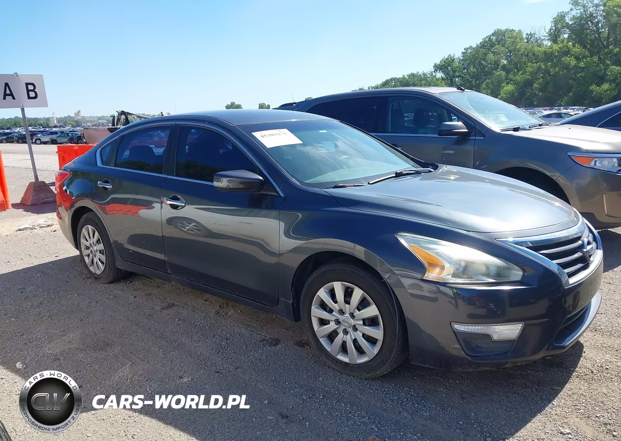 2013 Nissan Altima 2.5 S – zdjęcie 1 z 11