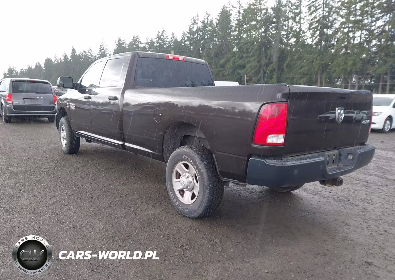 2017 Ram 3500 Tradesman 4X4 8' Box VIN:3C63R3GL3HG690247 - 3