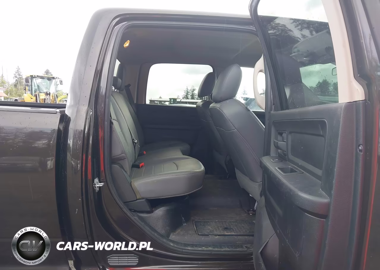 2017 Ram 3500 Tradesman 4X4 8' Box VIN:3C63R3GL3HG690247 - 8