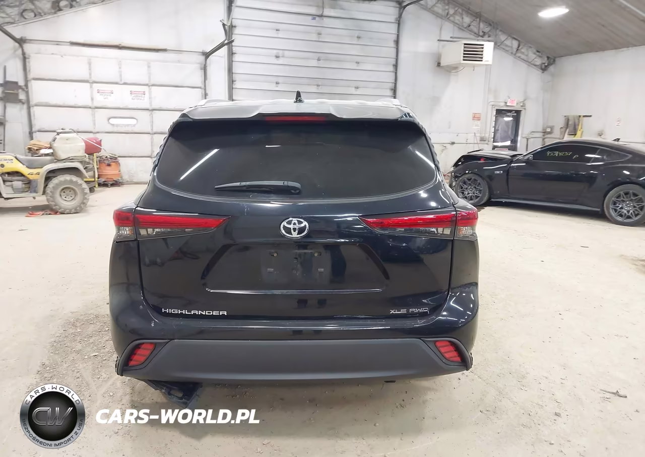 2022 Toyota Highlander Xle VIN:5TDGZRBH9NS193930 - 16