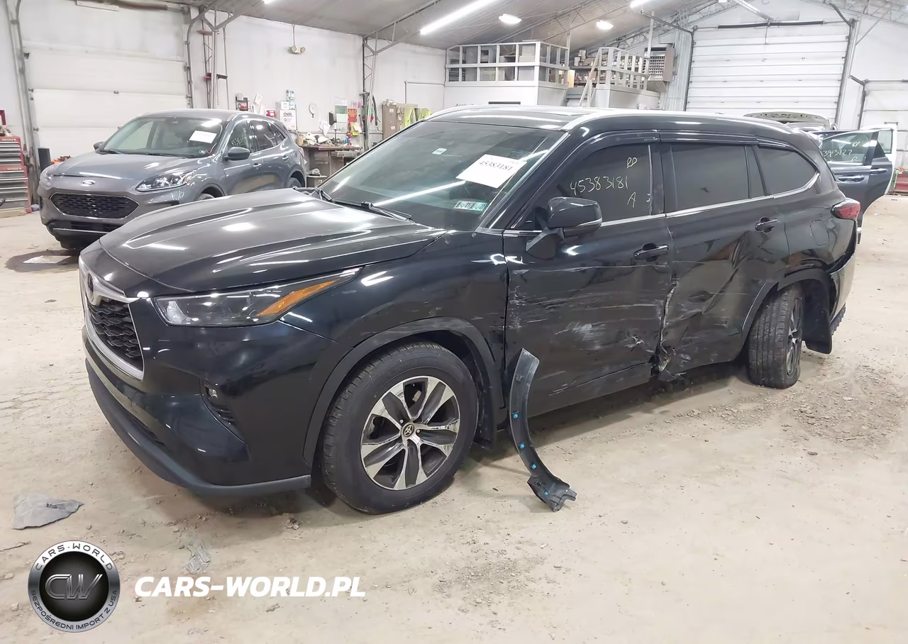 2022 Toyota Highlander Xle VIN:5TDGZRBH9NS193930 - 2