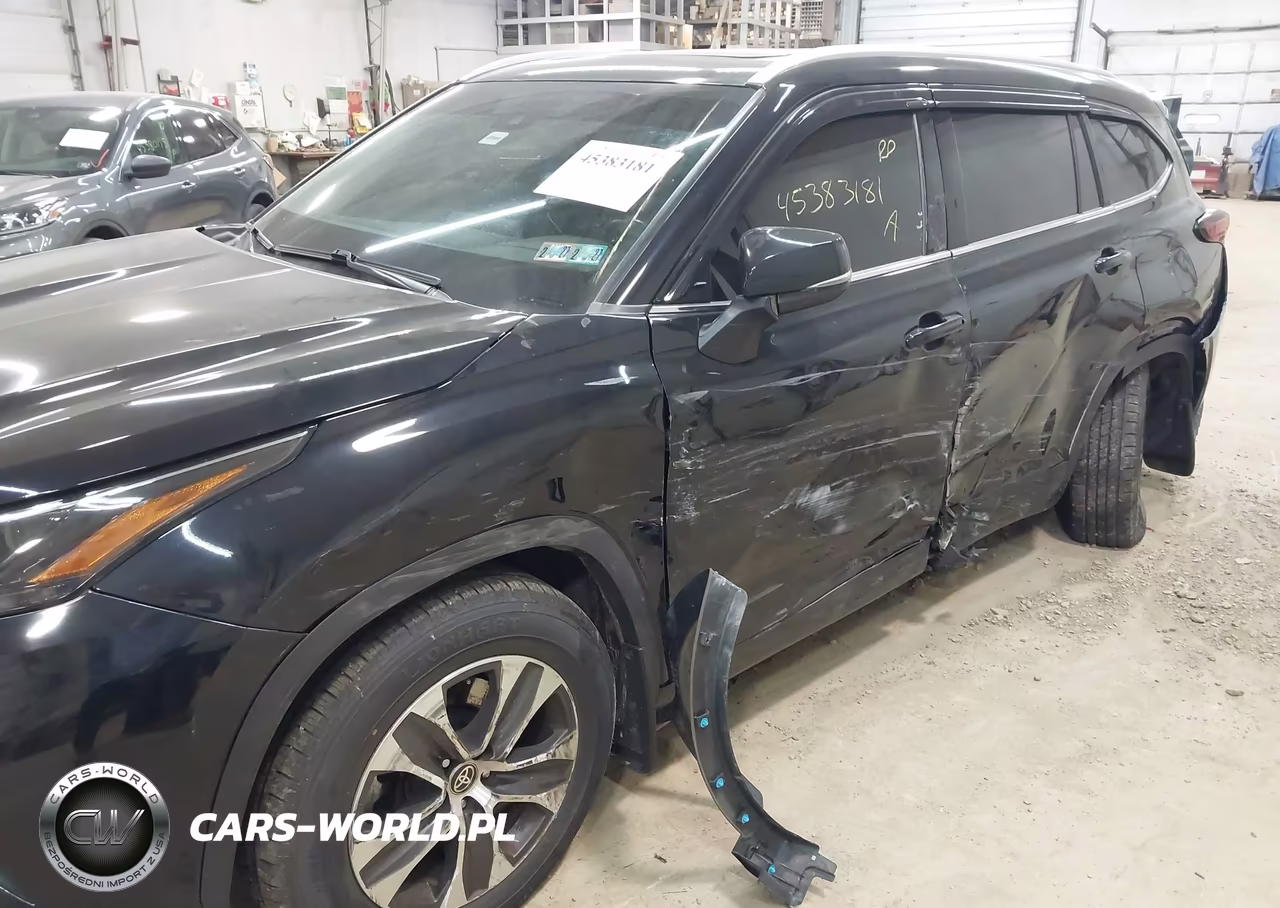 2022 Toyota Highlander Xle VIN:5TDGZRBH9NS193930 - 6