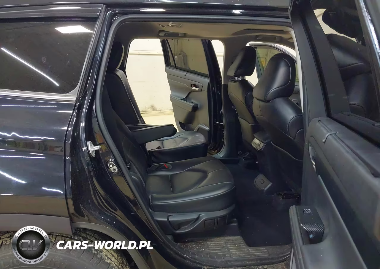 2022 Toyota Highlander Xle VIN:5TDGZRBH9NS193930 - 8