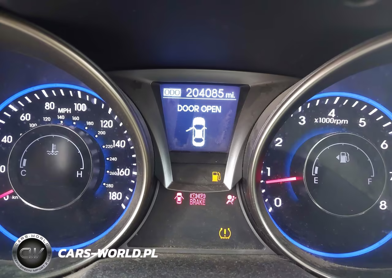 2016 Hyundai Genesis 3.8 Ultimate VIN:KMHHU6KJ6GU132825 - 15