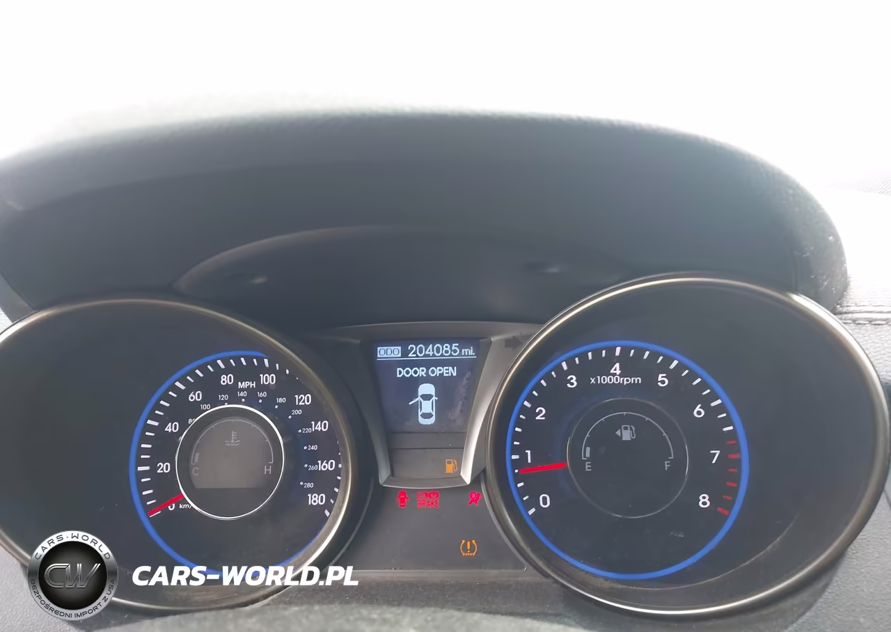2016 Hyundai Genesis 3.8 Ultimate VIN:KMHHU6KJ6GU132825 - 7