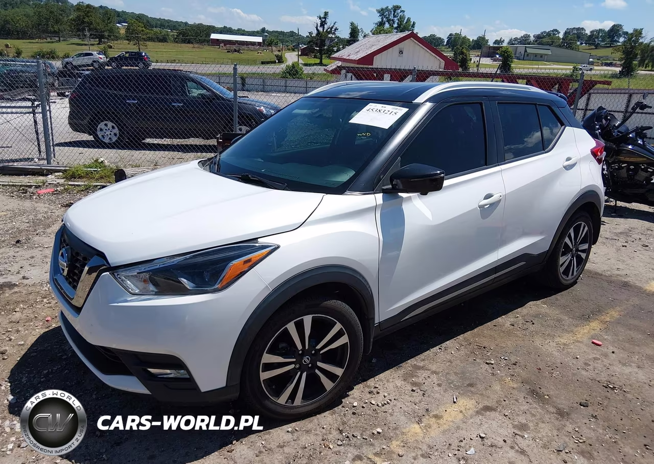 2018 Nissan Kicks Sr VIN:3N1CP5CUXJL543108 - 2