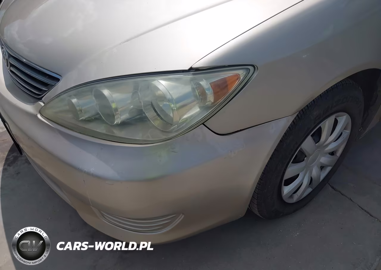 2005 Toyota Camry Le VIN:4T1BE32K65U036118 - 12
