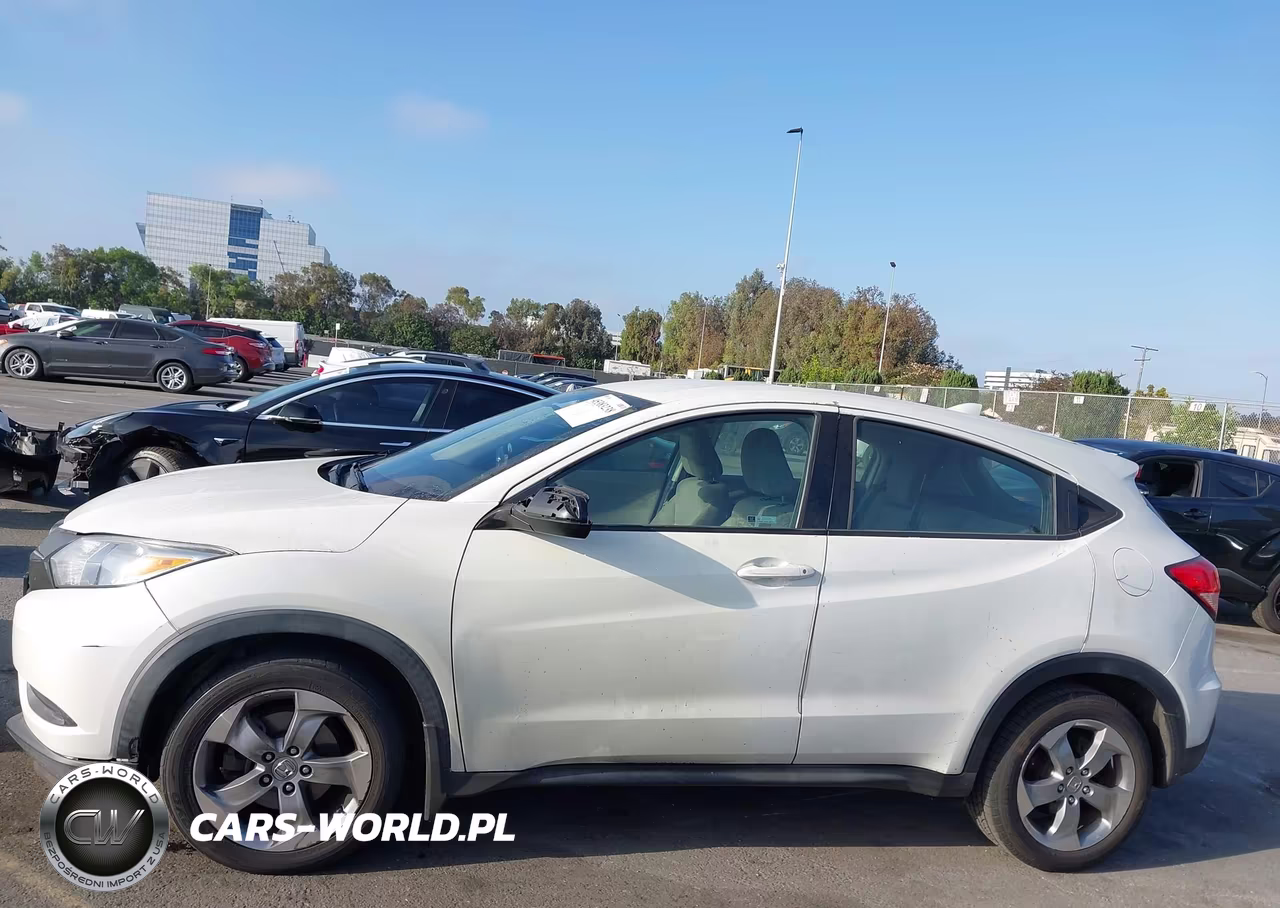 2018 Honda Hr-V Lx VIN:3CZRU5H34JM712690 - 14