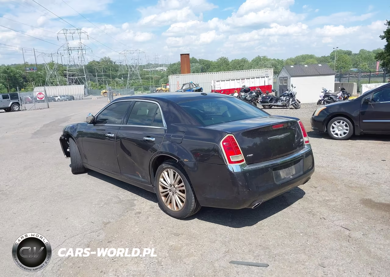 2012 Chrysler 300 Limited VIN:2C3CCAHG7CH217223 - 3