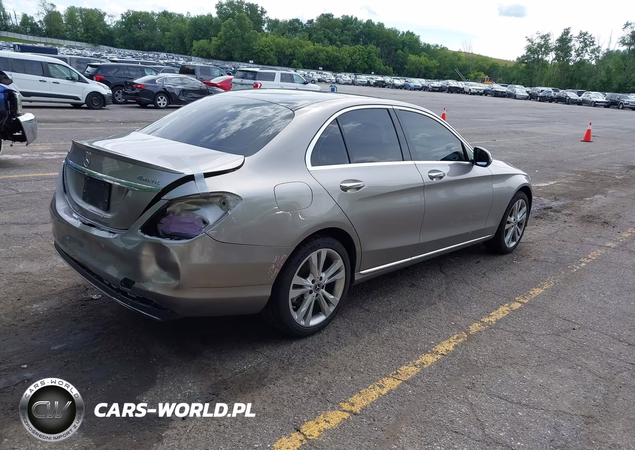 2019 Mercedes-Benz C 300 4Matic VIN:55SWF8EB6KU304664 - 4