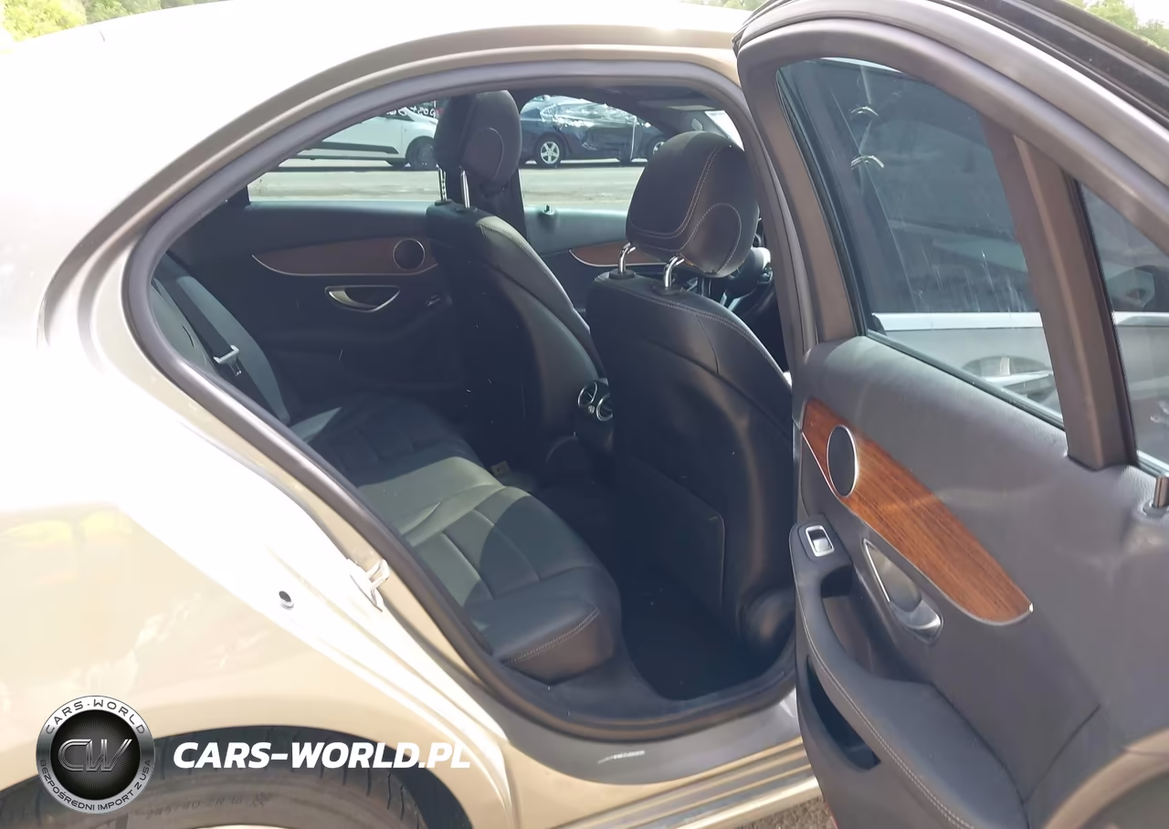 2019 Mercedes-Benz C 300 4Matic VIN:55SWF8EB6KU304664 - 8