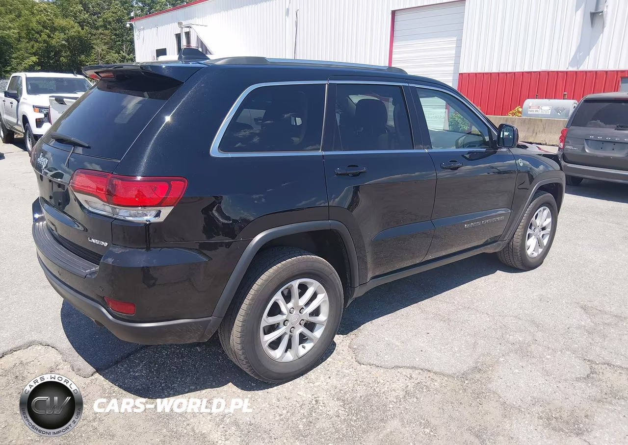 2021 Jeep Grand Cherokee Laredo E 4X4 VIN:1C4RJFAG2MC793647 - 4