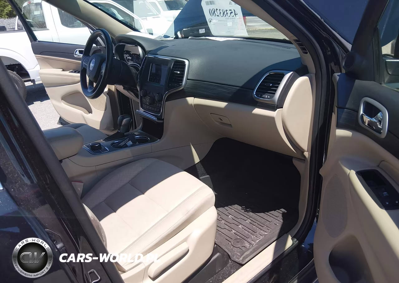 2021 Jeep Grand Cherokee Laredo E 4X4 VIN:1C4RJFAG2MC793647 - 5