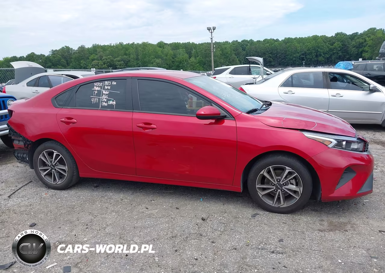 2023 Kia Forte Lxs VIN:3KPF24AD6PE573788 - 14