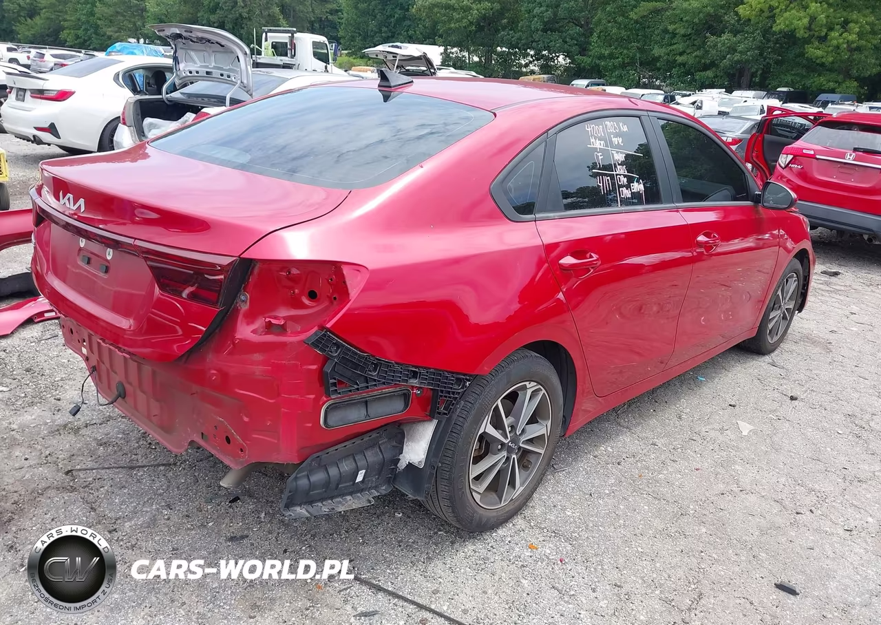 2023 Kia Forte Lxs VIN:3KPF24AD6PE573788 - 4