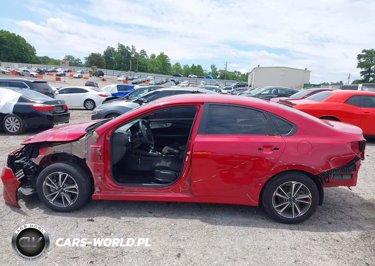 2023 Kia Forte Lxs VIN:3KPF24AD6PE573788 - 6