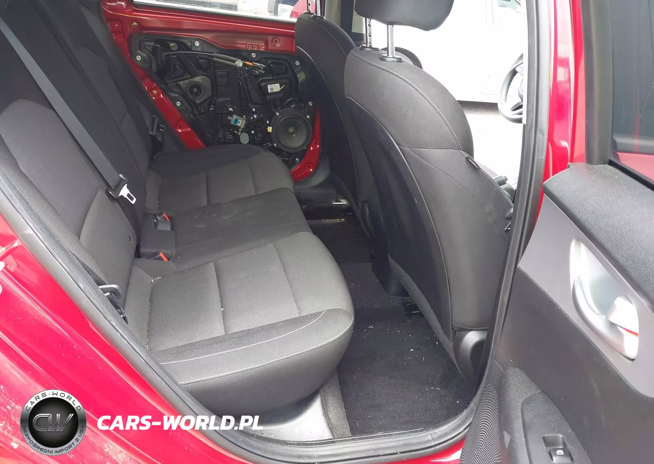2023 Kia Forte Lxs VIN:3KPF24AD6PE573788 - 8