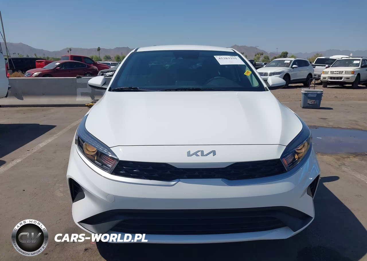 2024 Kia Forte Lx VIN:3KPF24AD8RE699461 - 12