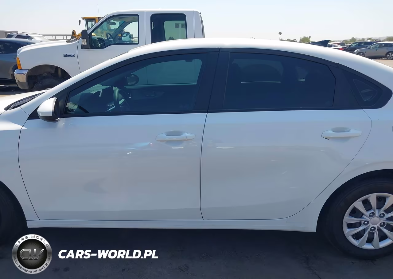 2024 Kia Forte Lx VIN:3KPF24AD8RE699461 - 14