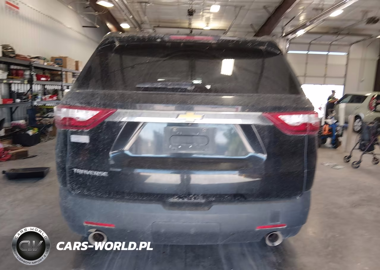 2018 Chevrolet Traverse Ls VIN:1GNERFKW5JJ156912 - 16