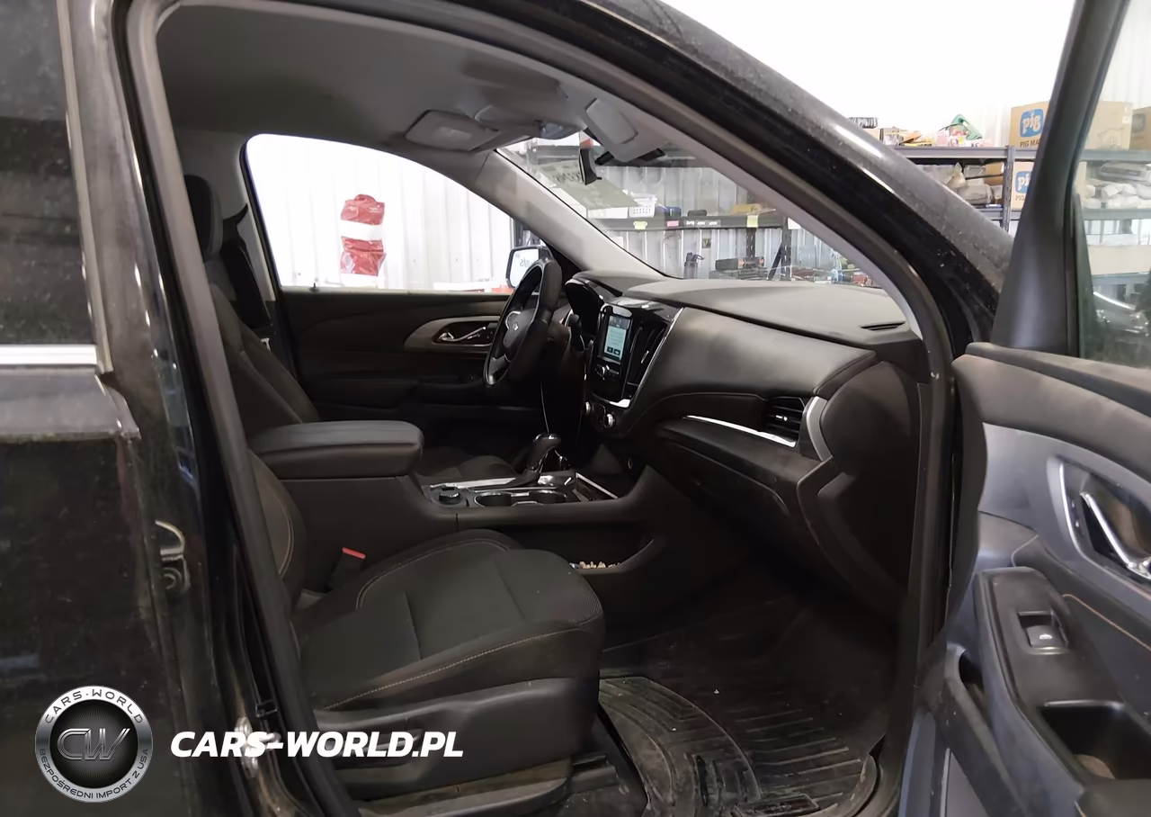 2018 Chevrolet Traverse Ls VIN:1GNERFKW5JJ156912 - 5