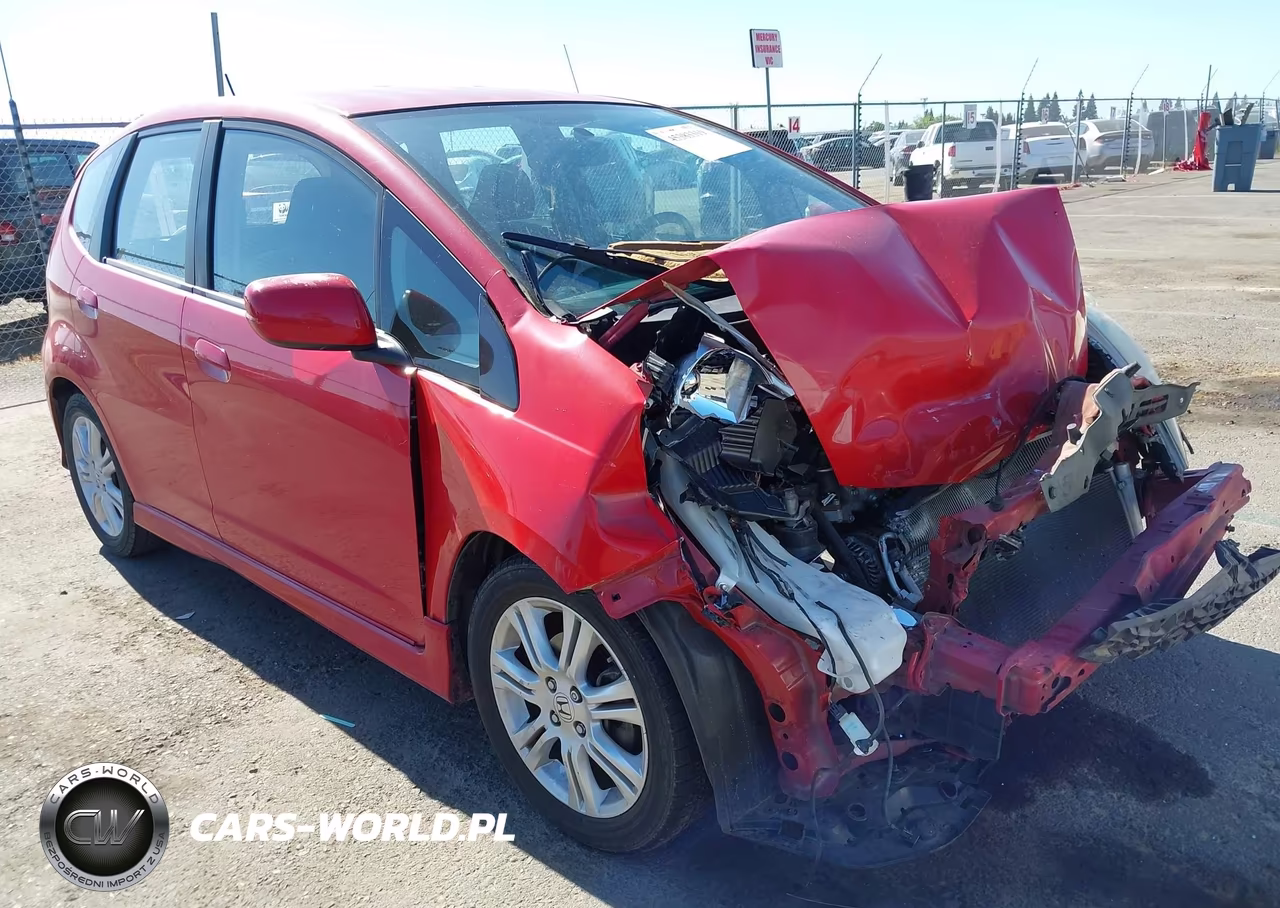 2011 Honda Fit Sport VIN:JHMGE8H55BS003562 - 14