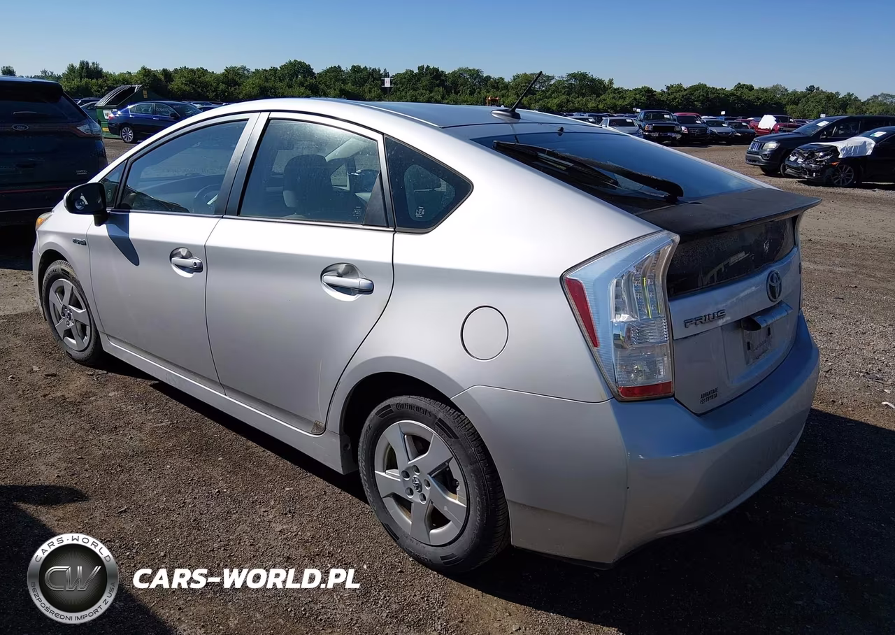 2011 Toyota Prius Three VIN:JTDKN3DU3B0265961 - 3
