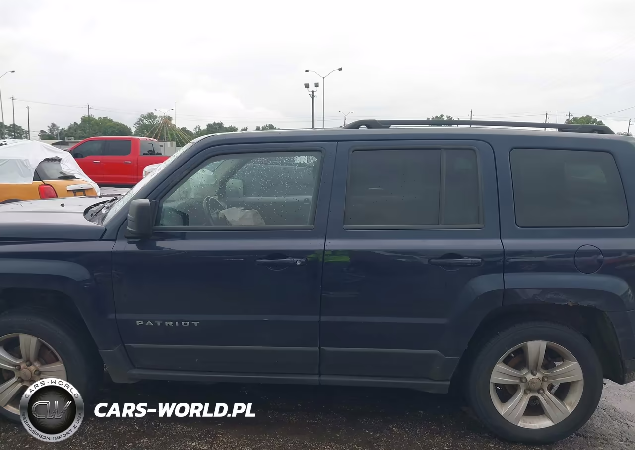 2014 Jeep Patriot Latitude VIN:1C4NJRFB5ED693776 - 14