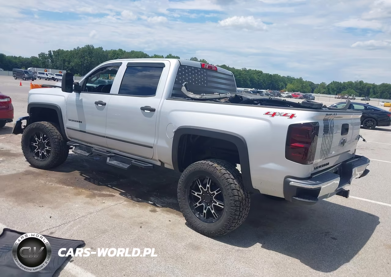 2017 Chevrolet Silverado 1500 1Lt VIN:3GCUKREC2HG136169 - 3