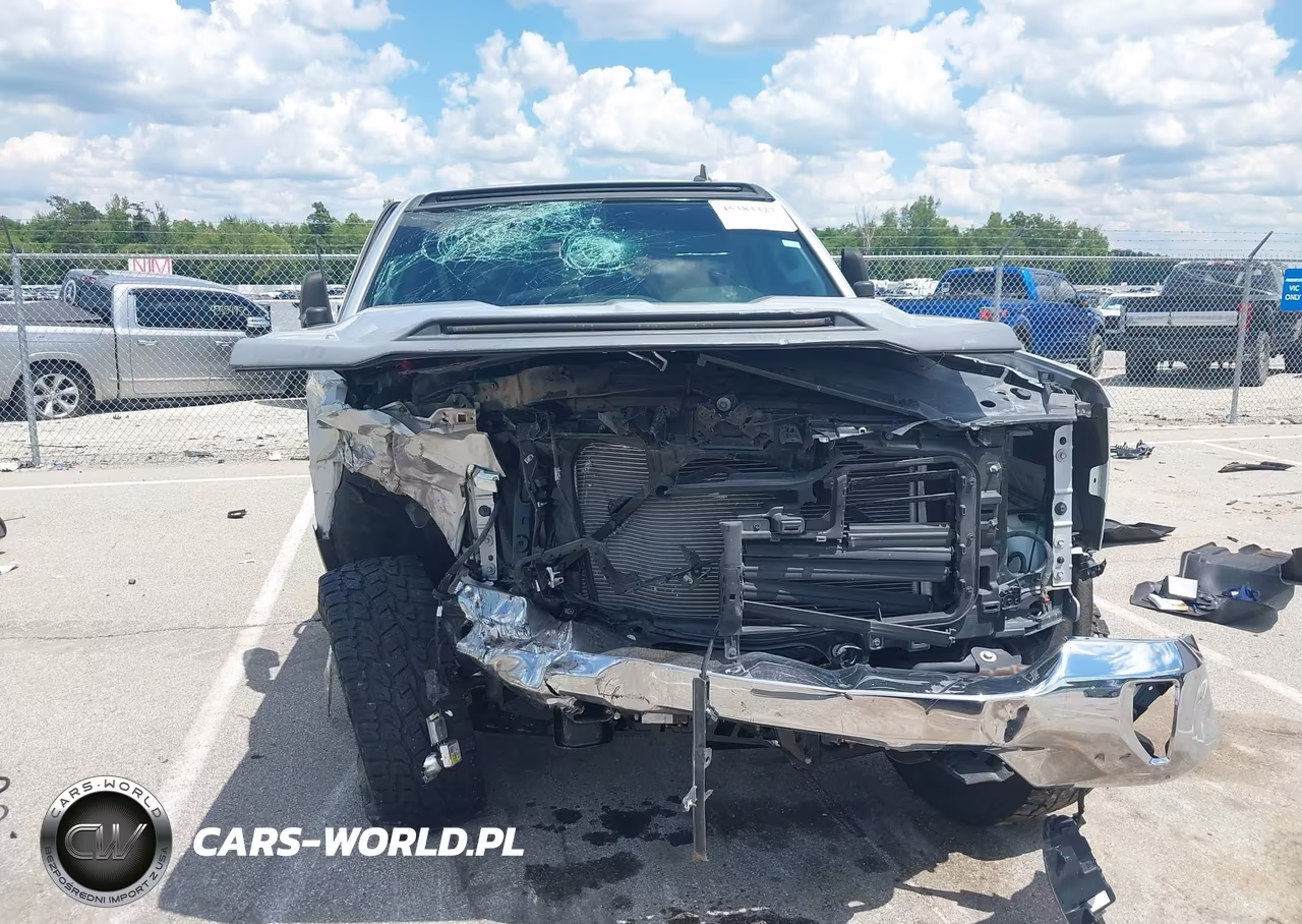 2017 Chevrolet Silverado 1500 1Lt VIN:3GCUKREC2HG136169 - 6