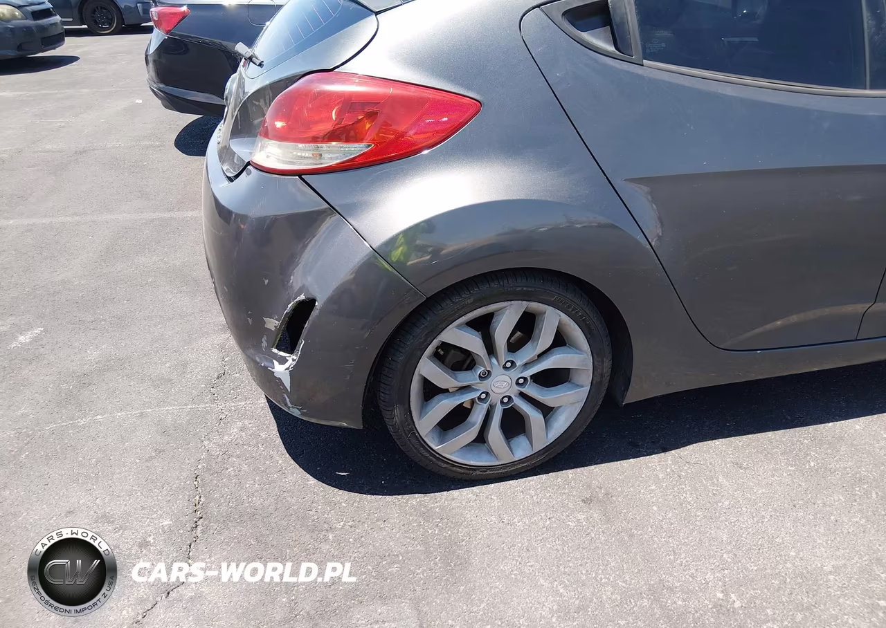 2012 Hyundai Veloster Base W-Black VIN:KMHTC6AD6CU036227 - 13