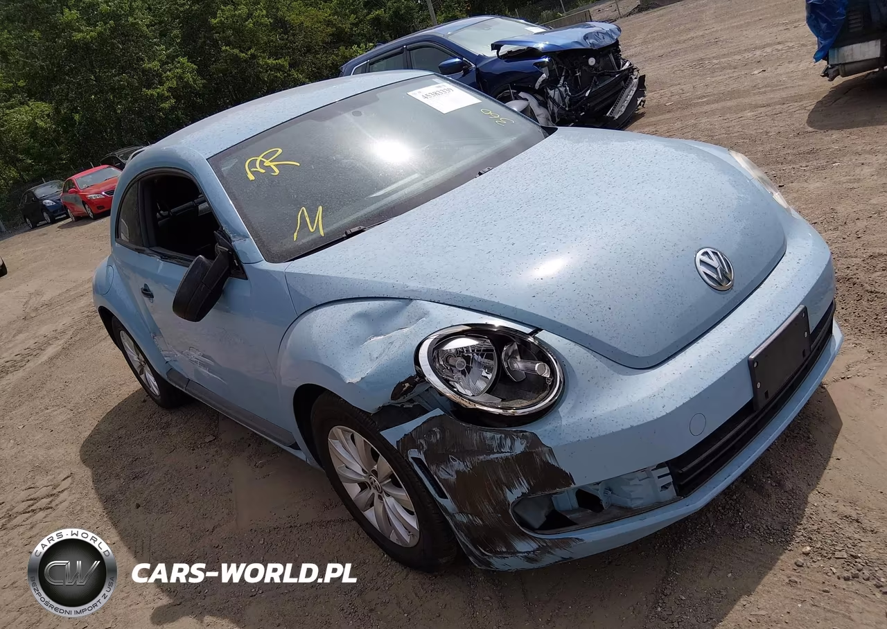 2015 Volkswagen Beetle 1.8T Fleet Edition – zdjęcie 1 z 11