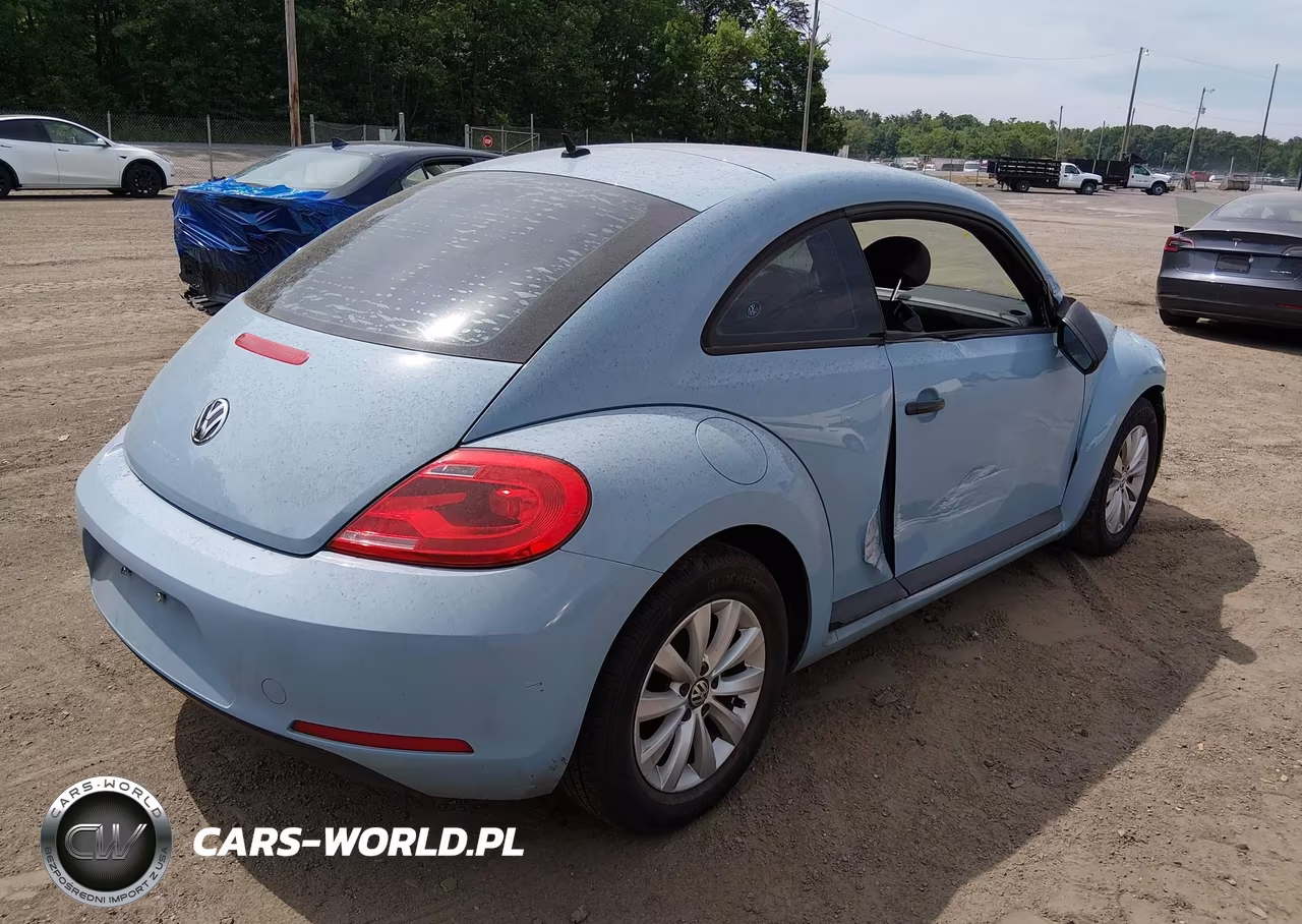 2015 Volkswagen Beetle 1.8T Fleet Edition VIN:3VWF17AT5FM603201 - 4