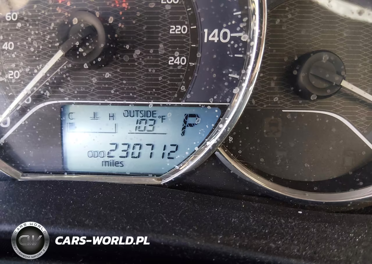 2014 Toyota Corolla Le Plus VIN:2T1BURHE5EC008917 - 15