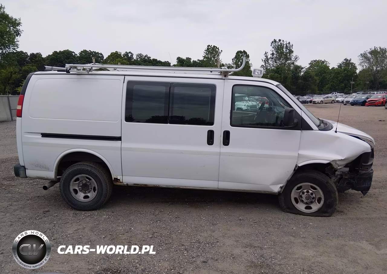 2007 Chevrolet Express Cargo Van Work Van VIN:1GCHG35U971249638 - 13