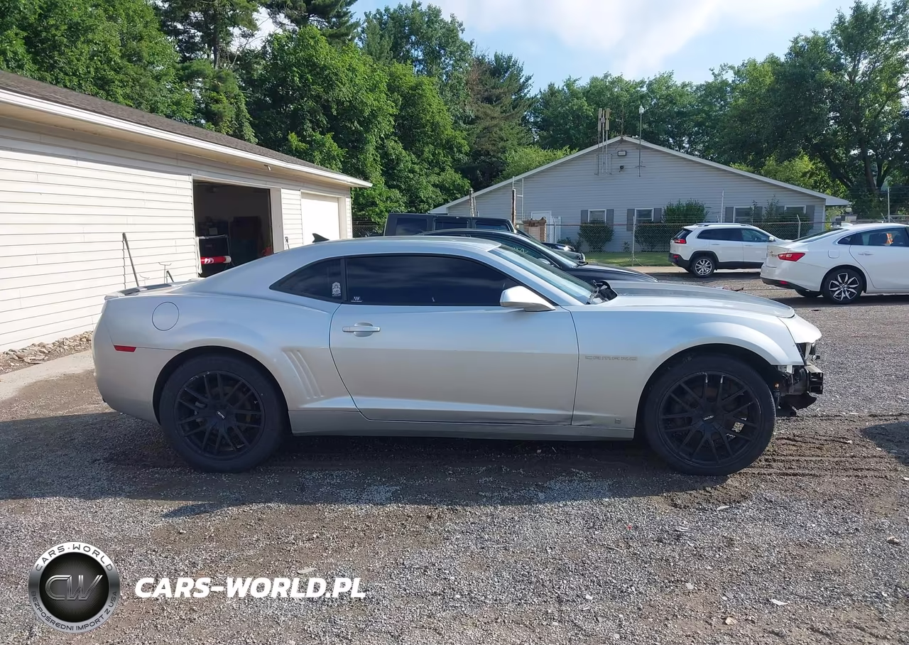 2010 Chevrolet Camaro 2Lt VIN:2G1FC1EV9A9141581 - 13