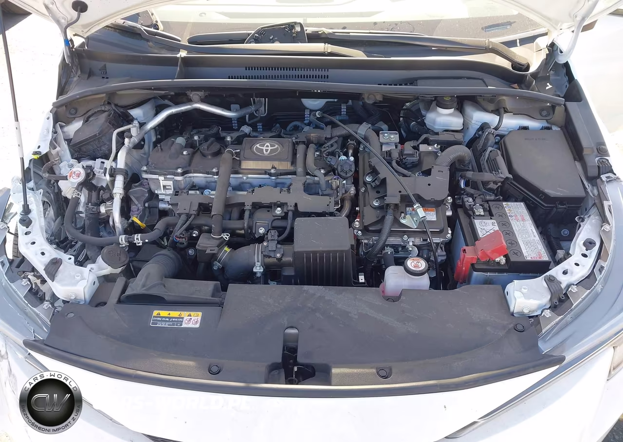 2025 Toyota Corolla Hybrid Le VIN:JTDBCMFE6S3069402 - 10