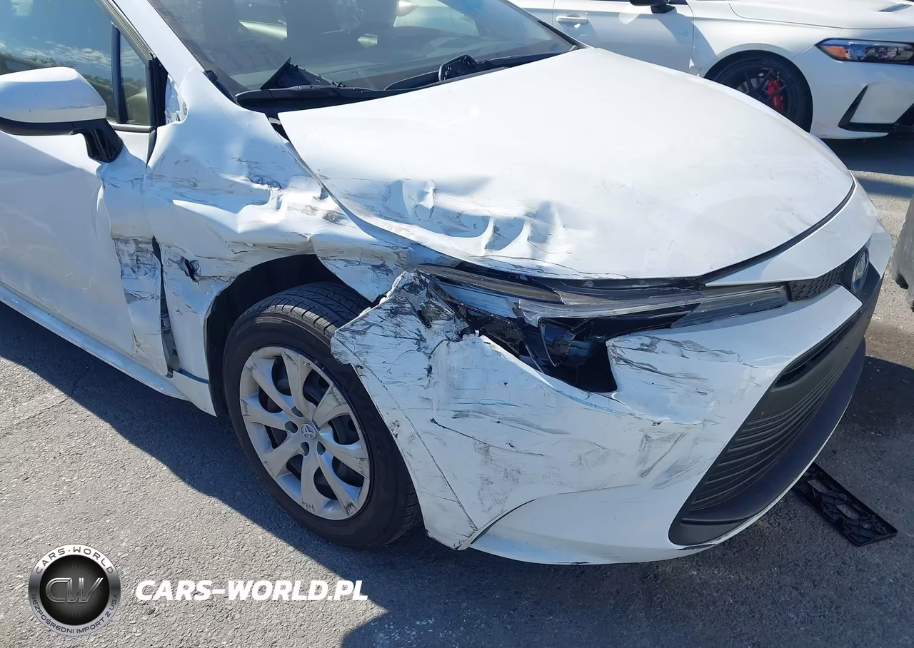 2025 Toyota Corolla Hybrid Le VIN:JTDBCMFE6S3069402 - 6