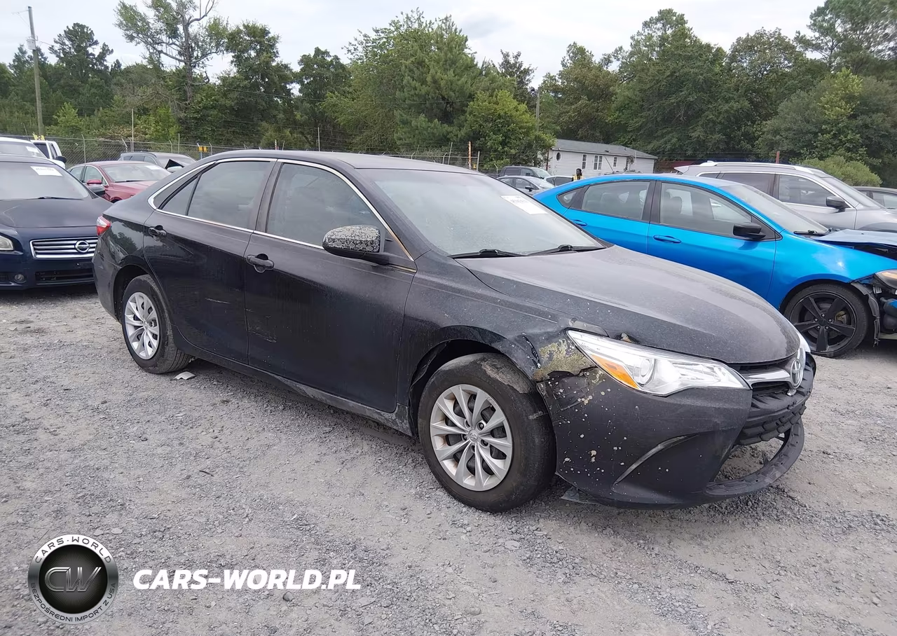 2016 Toyota Camry Le