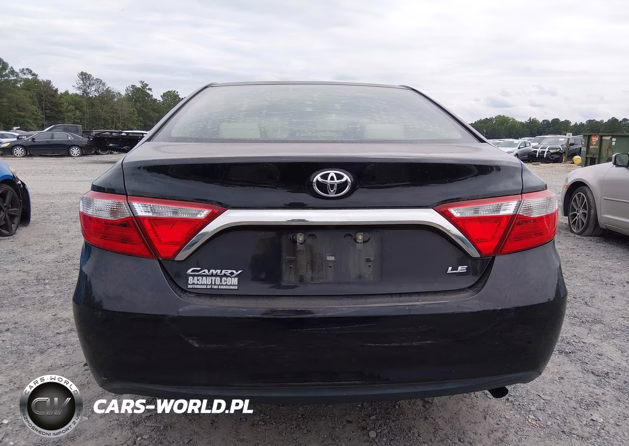2016 Toyota Camry Le VIN:4T1BF1FK1GU610347 - 16
